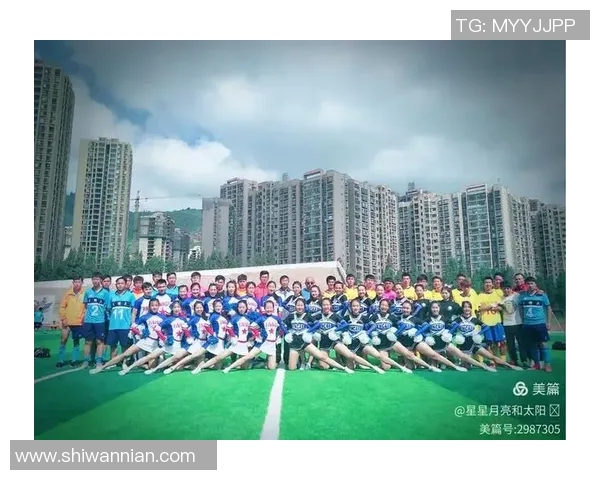 足球明星携手共舞高清图片展现激情与魅力的完美瞬间